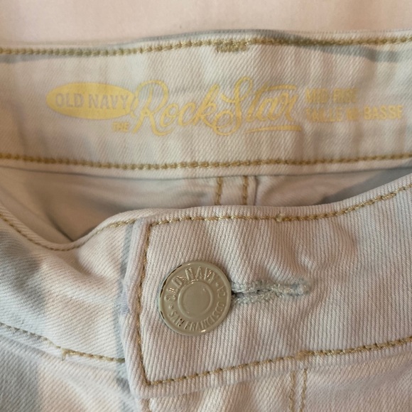 Jeans - Picture 2 of 3